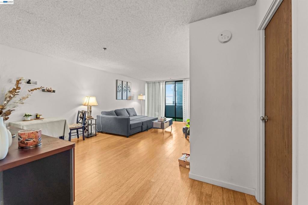 555 Pierce St 522