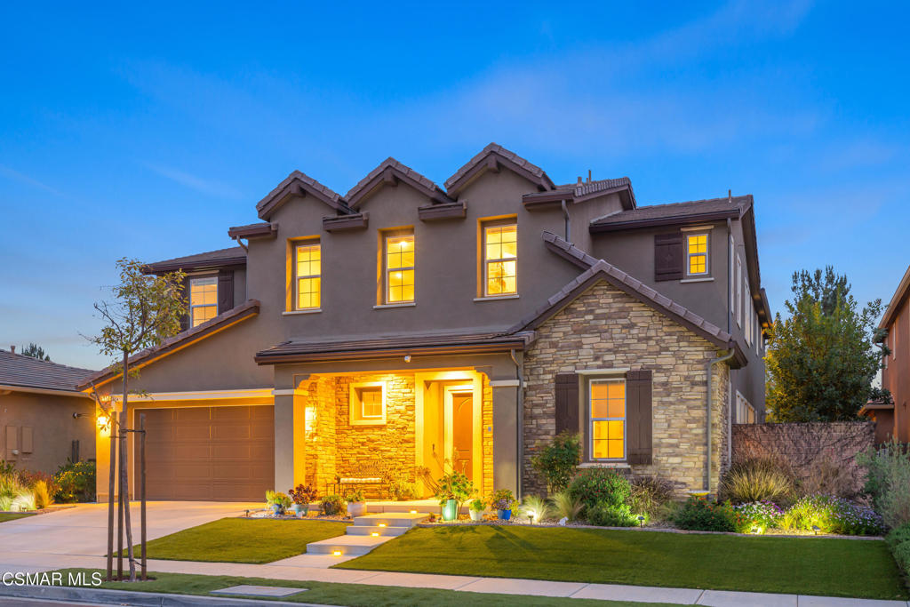 6836 Shadow Wood Drive
