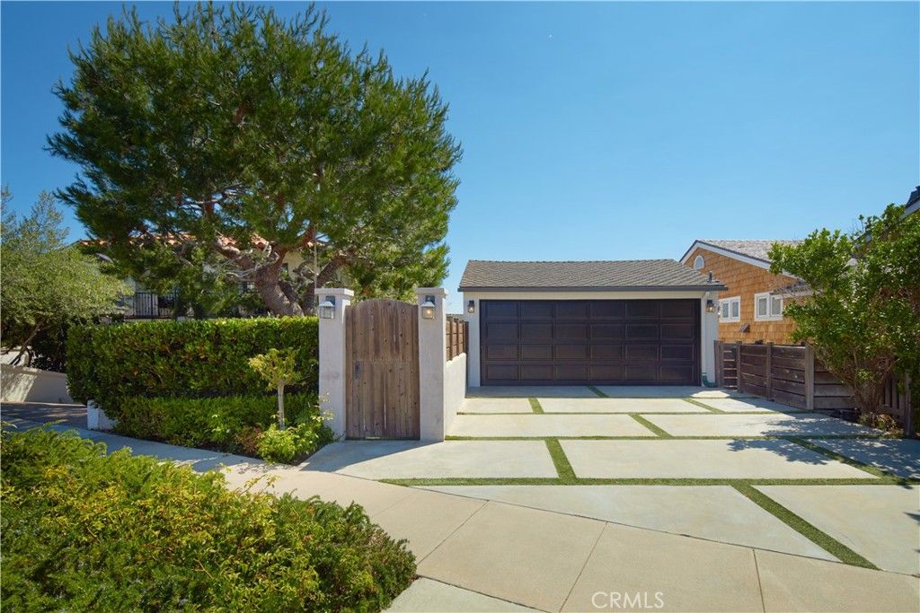 Photo of 2235 Pacific Drive, Corona Del Mar, CA 92625 (MLS # NP26035630)