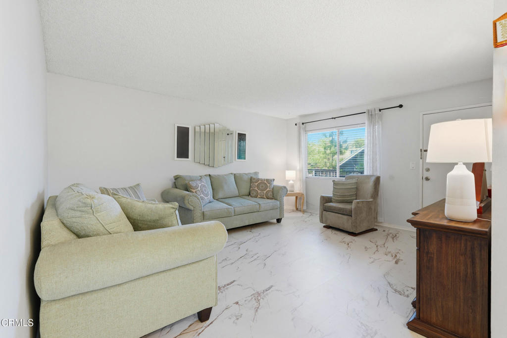 408 Burchett Street 3
