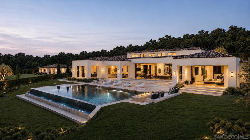 6858 Las Colinas