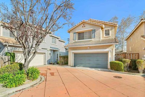 Photo of 1013 1013 Montoya Ter Ter, Union City, CA 94587 (MLS # 41124287)
