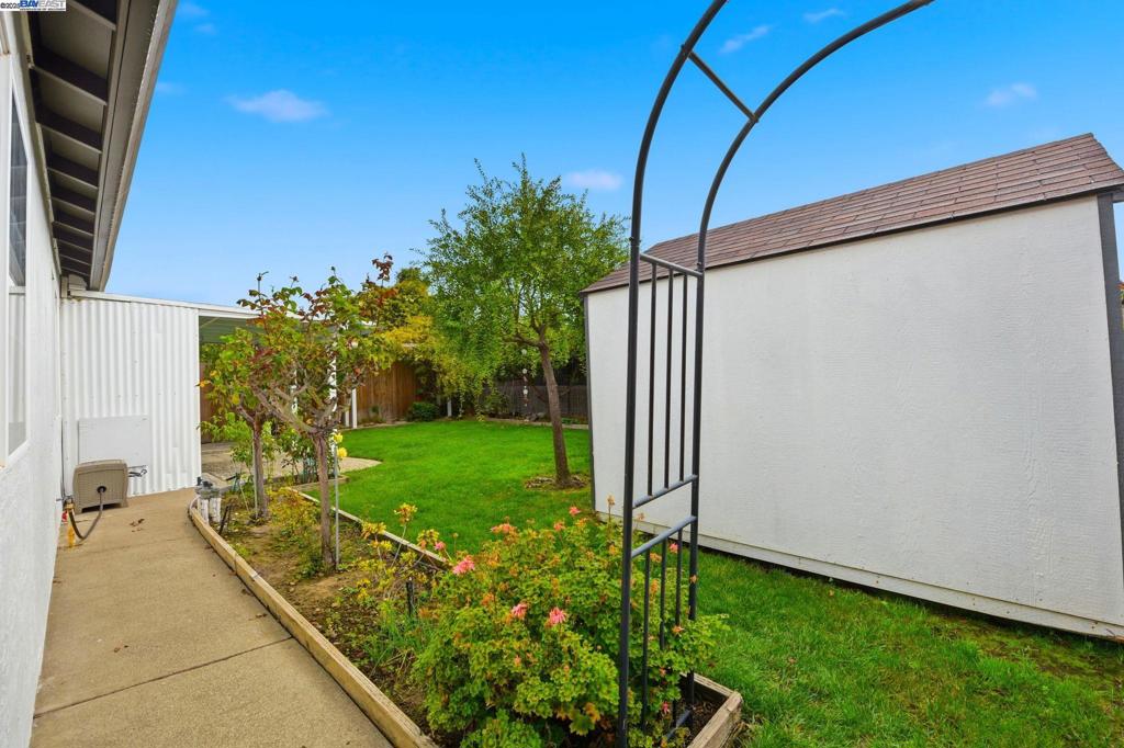 ALVARADO DIST - Residential