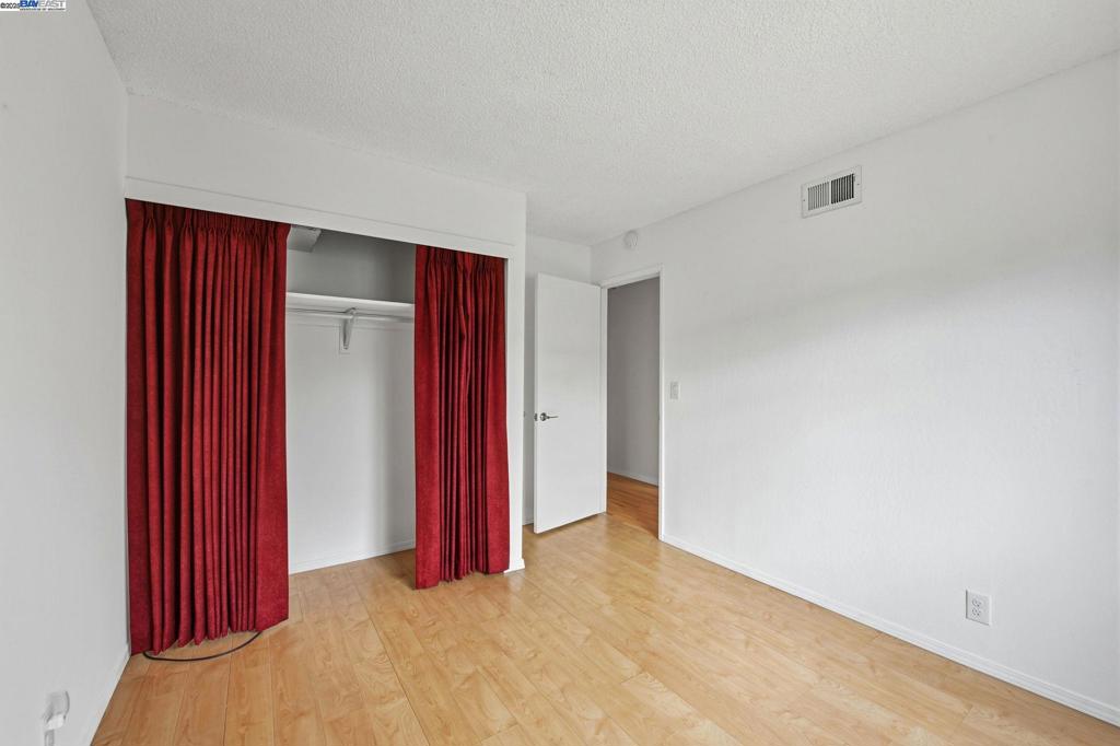 ALVARADO DIST - Residential