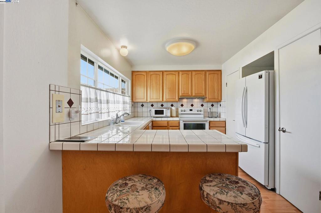 ALVARADO DIST - Residential