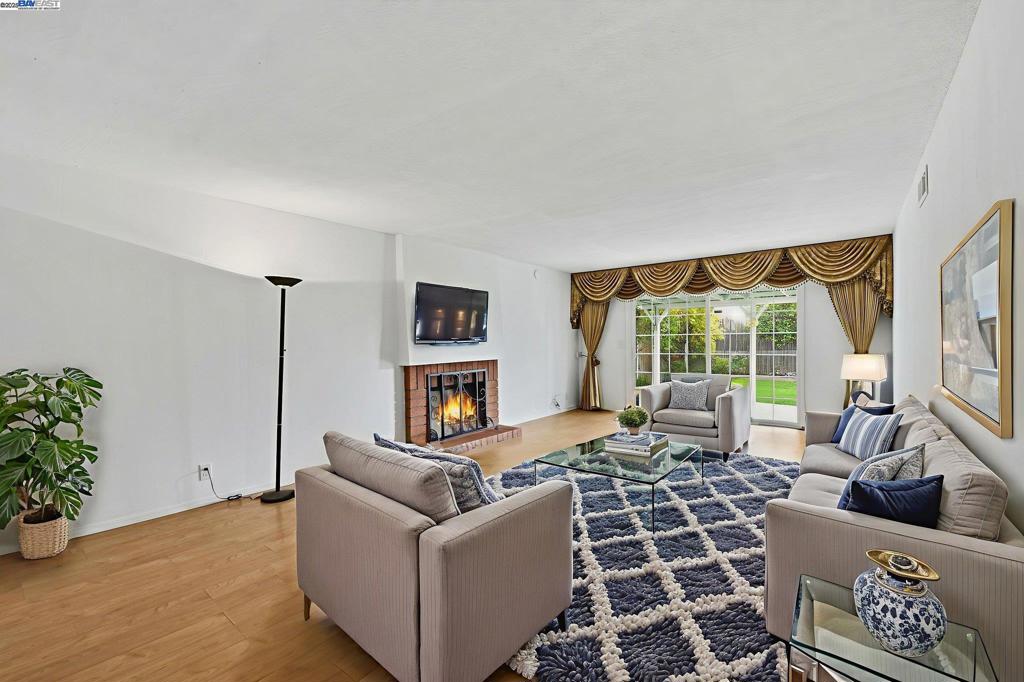 ALVARADO DIST - Residential