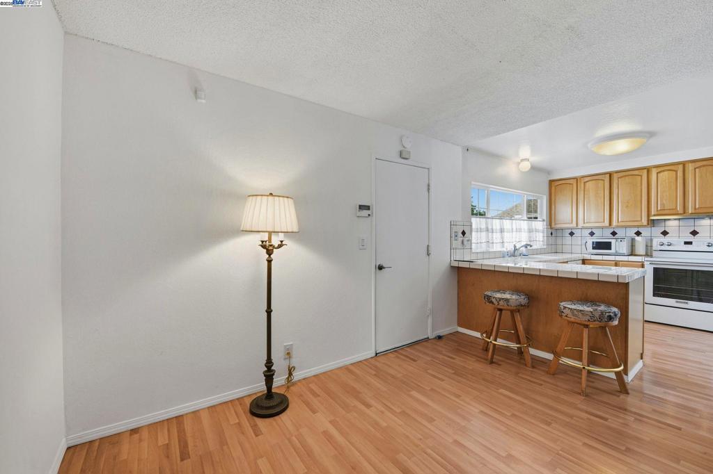 ALVARADO DIST - Residential