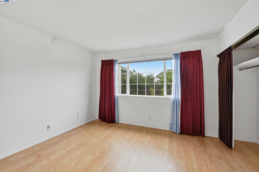 ALVARADO DIST - Residential