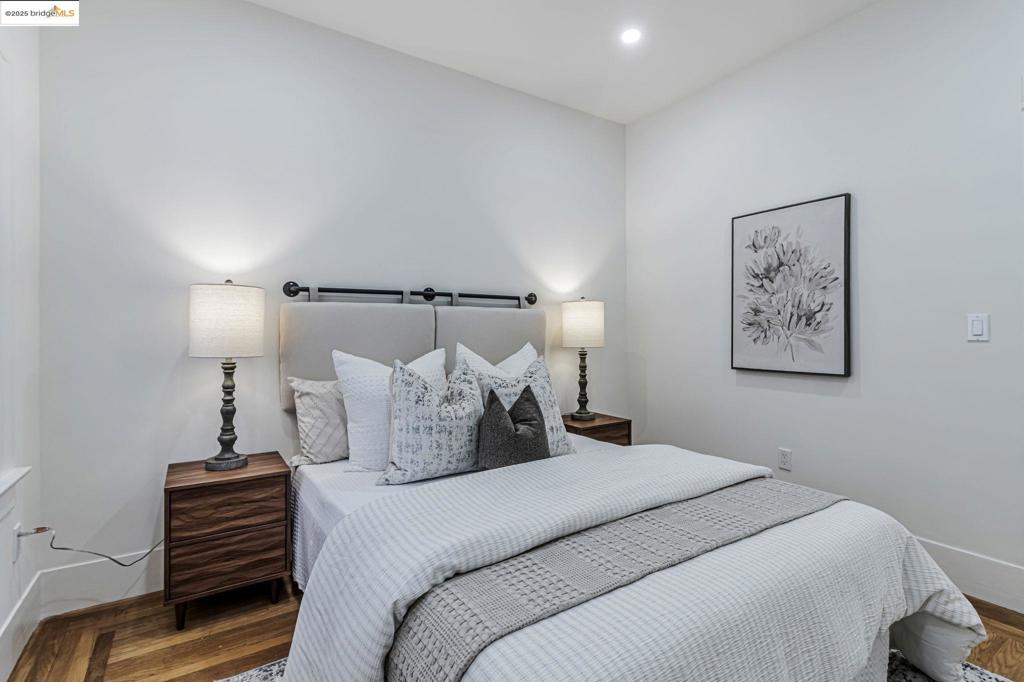 NORTH OAKLAND - Residential