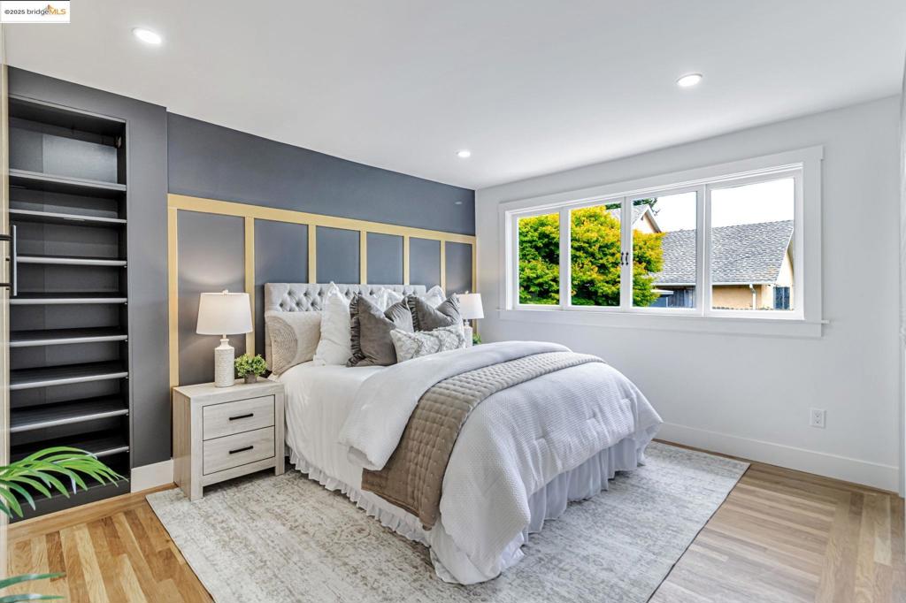 NORTH OAKLAND - Residential