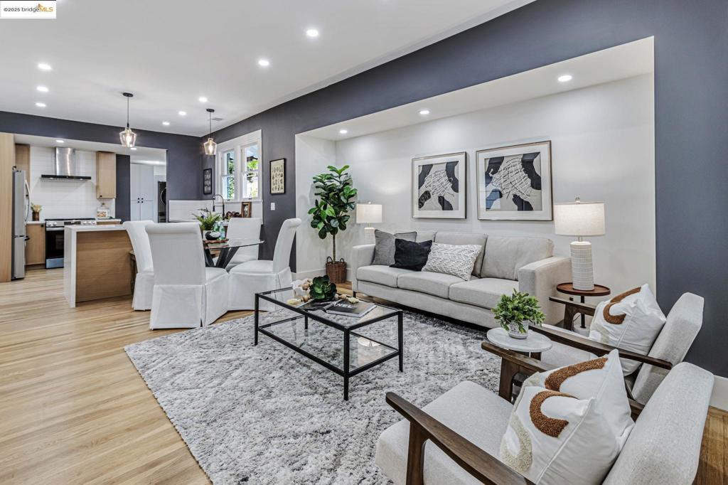 NORTH OAKLAND - Residential