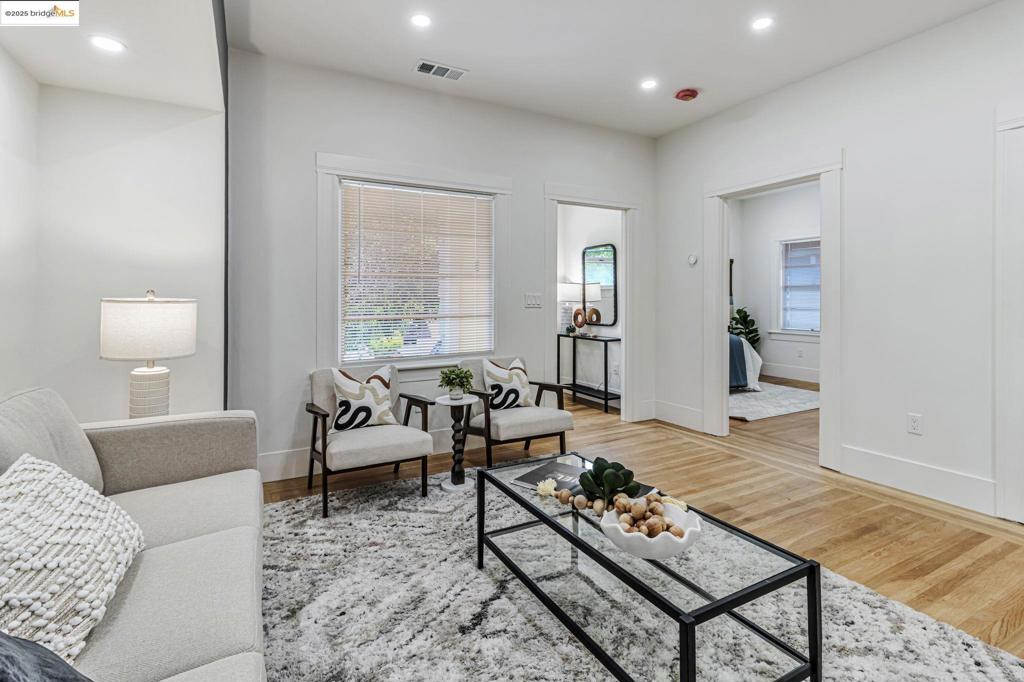 NORTH OAKLAND - Residential