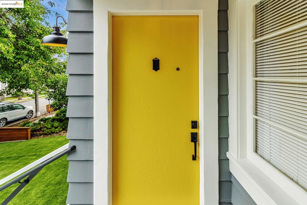 NORTH OAKLAND - Residential