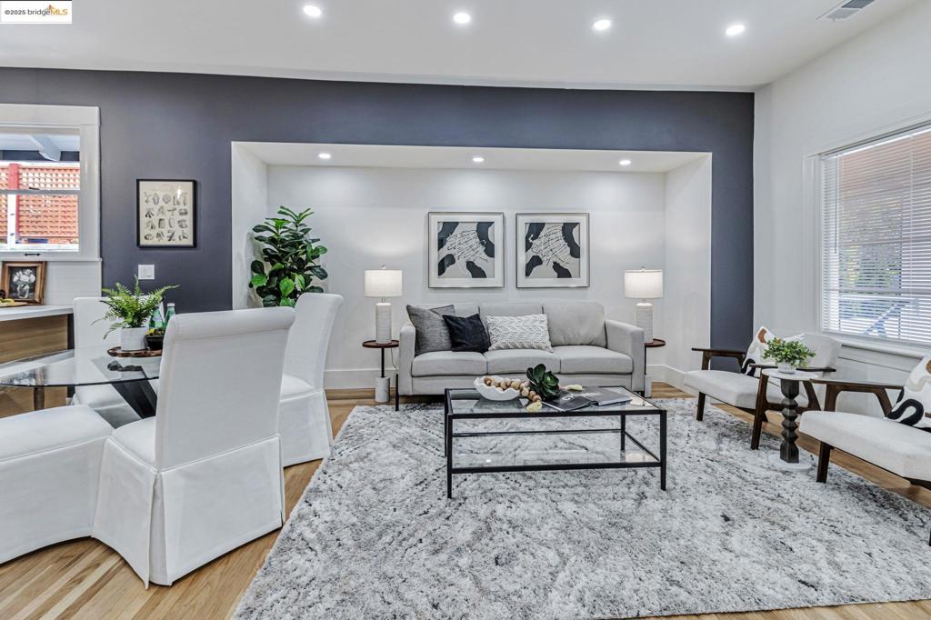 NORTH OAKLAND - Residential