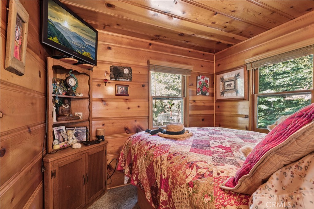 26543 Lakeview
