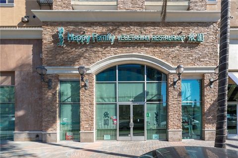 Photo of 500 N Atlantic Blvd #171, Monterey Park, CA 91754 (MLS # AR26007840)