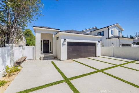 Photo of 4432 Laurelgrove Avenue, Studio City, CA 91604 (MLS # SR26177659)