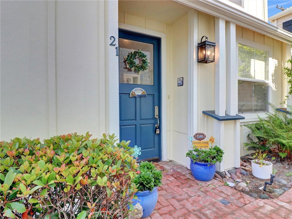1800 S Pacific Coast Ave