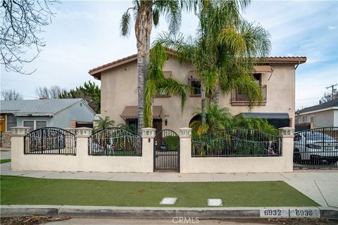 6930 Balcom Reseda CA 91335