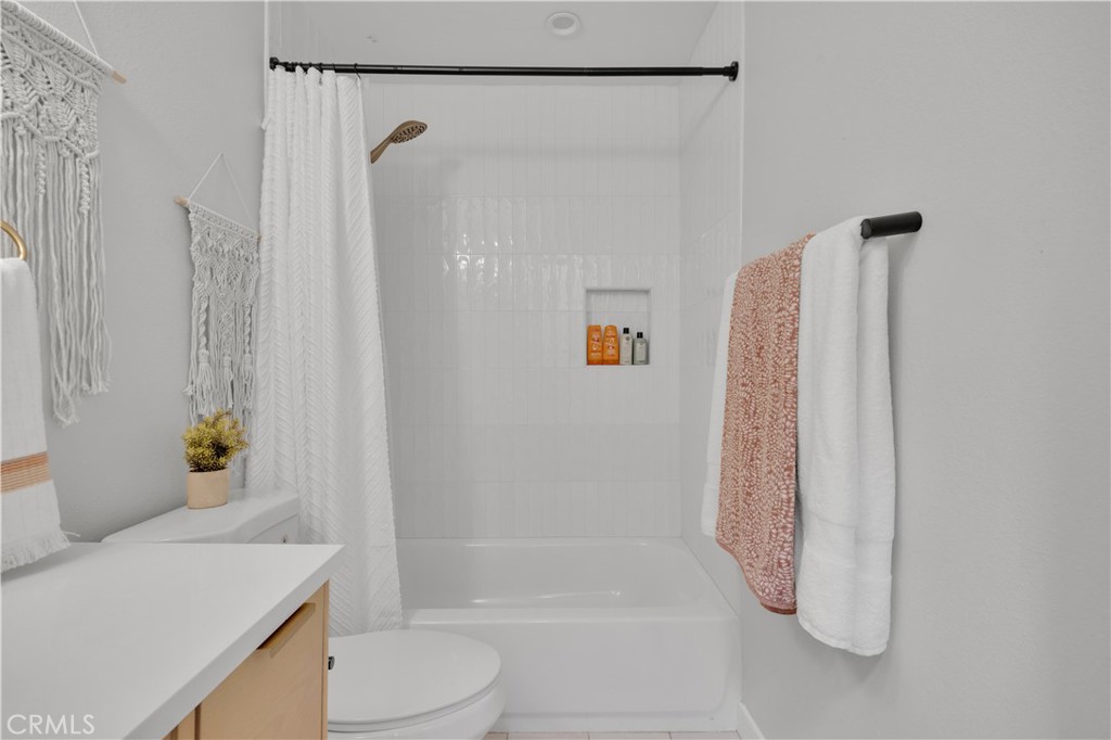 Linda Vista - Residential Lease