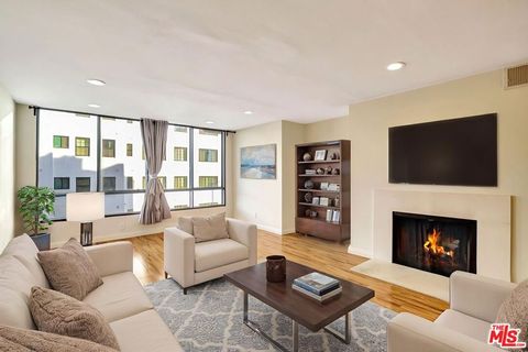 Photo of 1900 Vine Street #103, Los Angeles, CA 90068 (MLS # 26660443)