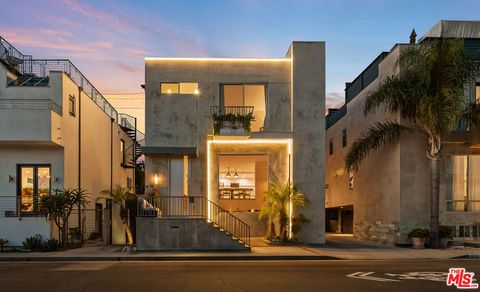 657 Mildred Avenue Venice CA 90291