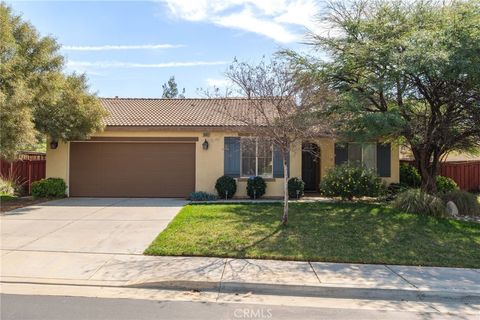 Photo of 36903 Straightaway Drive, Beaumont, CA 92223 (MLS # CV26038988)