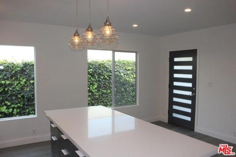 Photo of 713 VERNON Avenue #3, Venice, CA 90291 (MLS # 25614333)