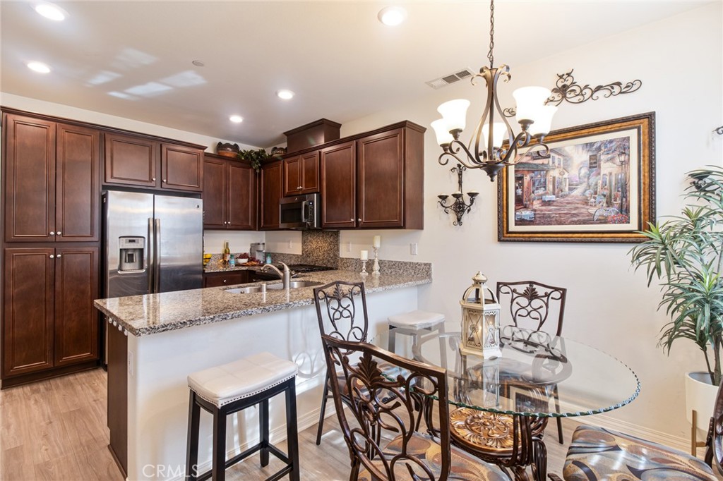 40434 Calle Real