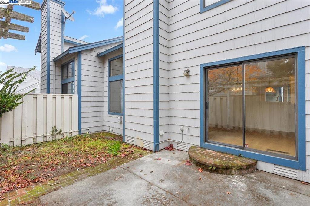 PINOLE SHORES - Residential