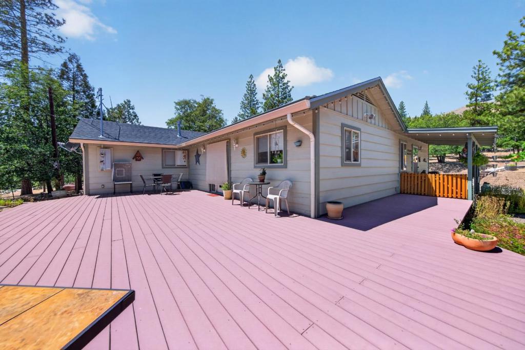 695075 Gold Run Road