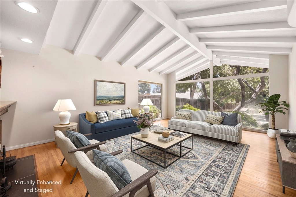 901 Laguna Road