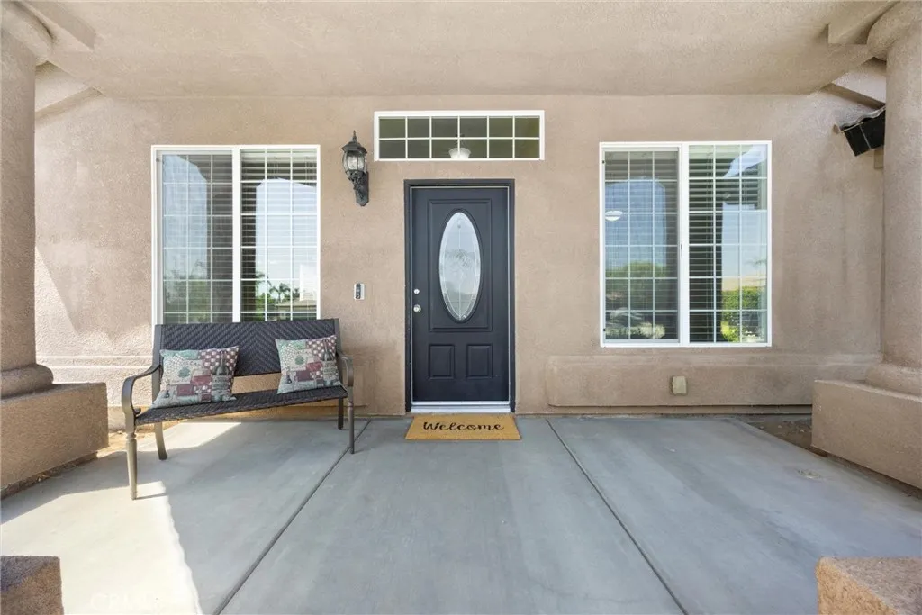 Bakersfield, California 93311, United States, 4 Bedrooms Bedrooms, ,2 BathroomsBathrooms,Residential,Active,161295