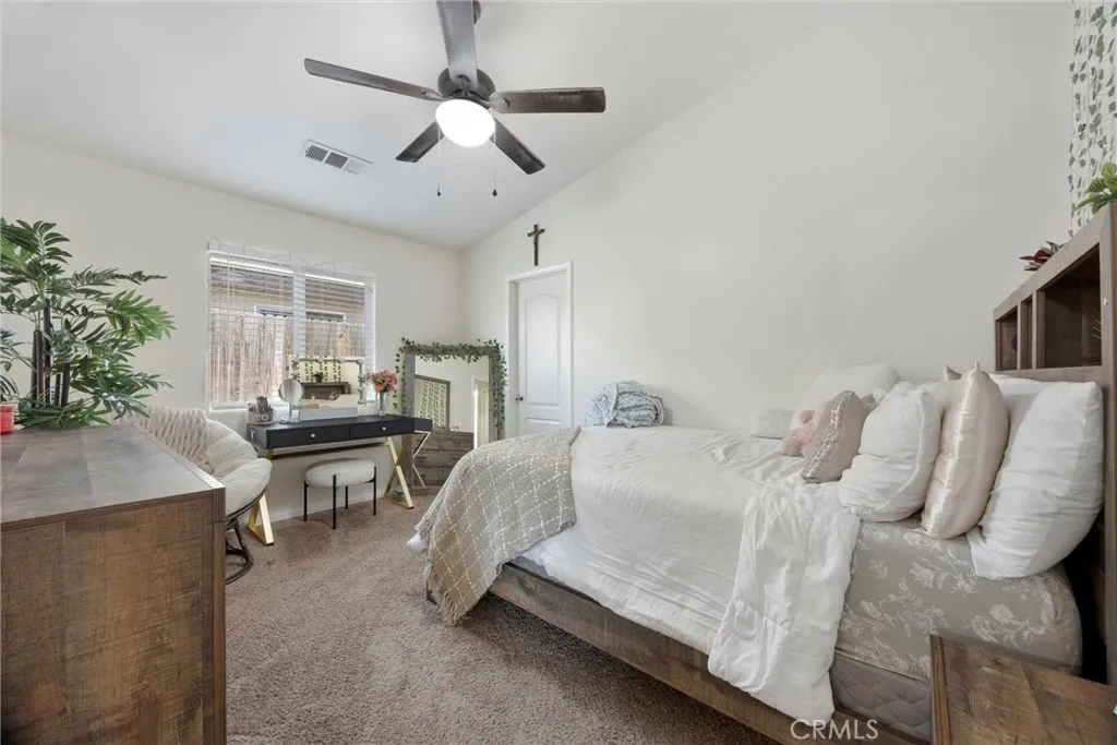 Bakersfield, California 93311, United States, 4 Bedrooms Bedrooms, ,2 BathroomsBathrooms,Residential,Active,161295