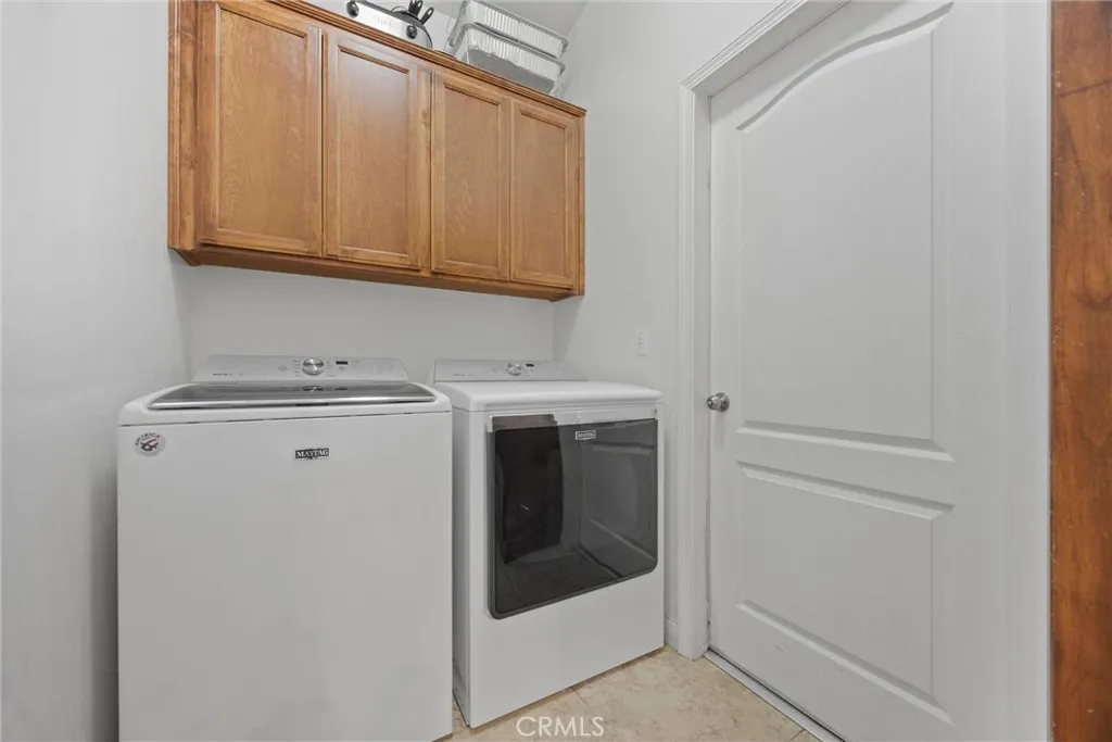 Bakersfield, California 93311, United States, 4 Bedrooms Bedrooms, ,2 BathroomsBathrooms,Residential,Active,161295