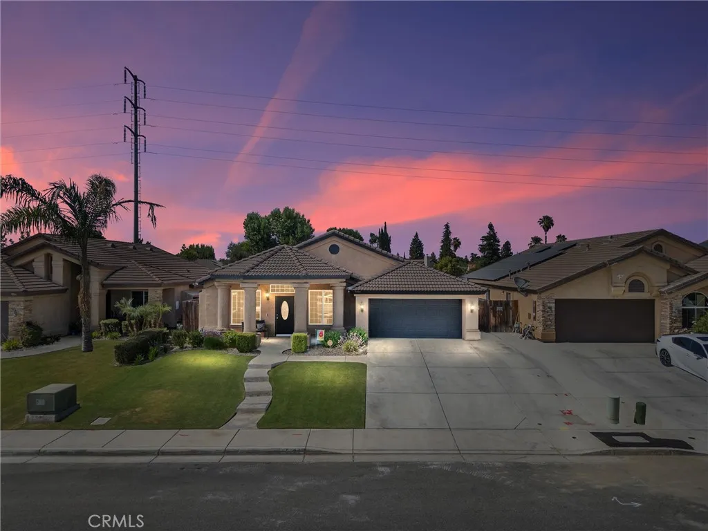 Bakersfield, California 93311, United States, 4 Bedrooms Bedrooms, ,2 BathroomsBathrooms,Residential,Active,161295