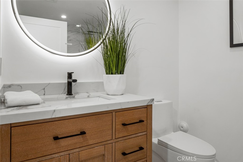 Lake Forest Keys (LK) - Residential