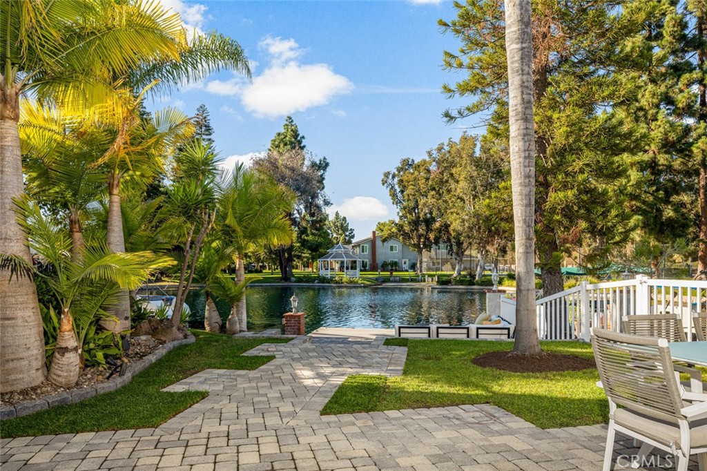 Lake Forest Keys (LK) - Residential