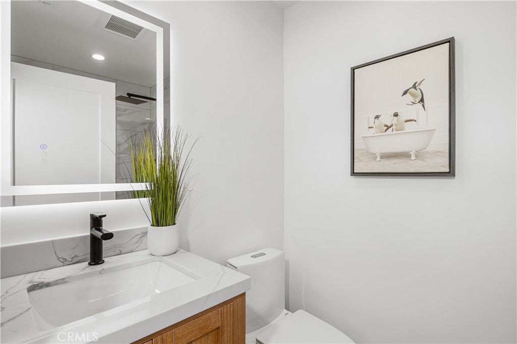 Lake Forest Keys (LK) - Residential