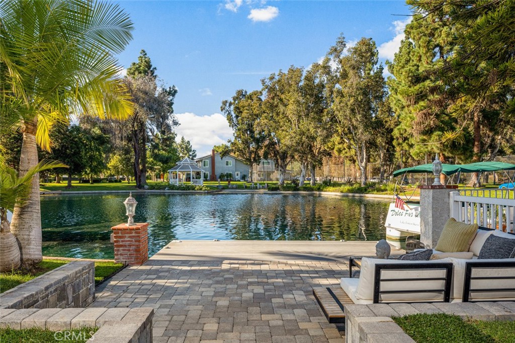 Lake Forest Keys (LK) - Residential
