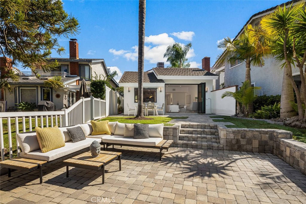 Lake Forest Keys (LK) - Residential