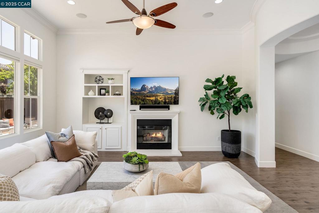 ALAMO CREEK - Residential
