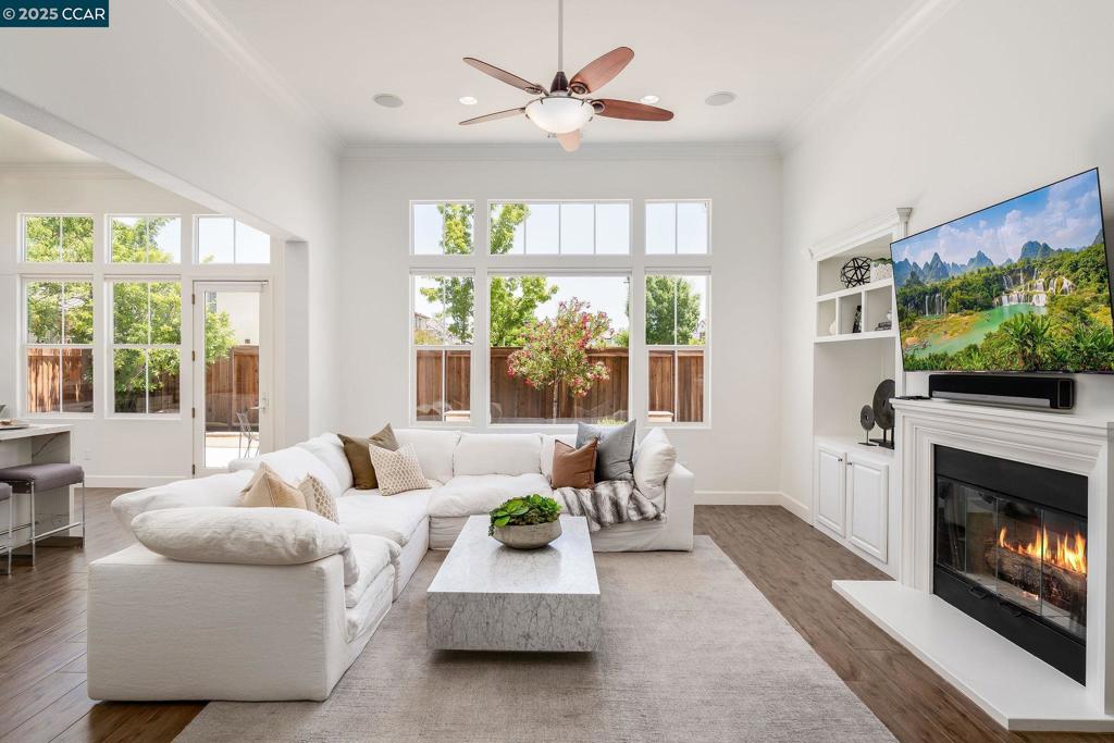 ALAMO CREEK - Residential
