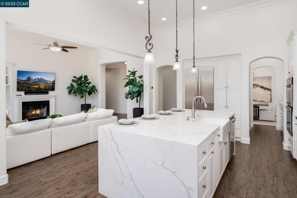 ALAMO CREEK - Residential