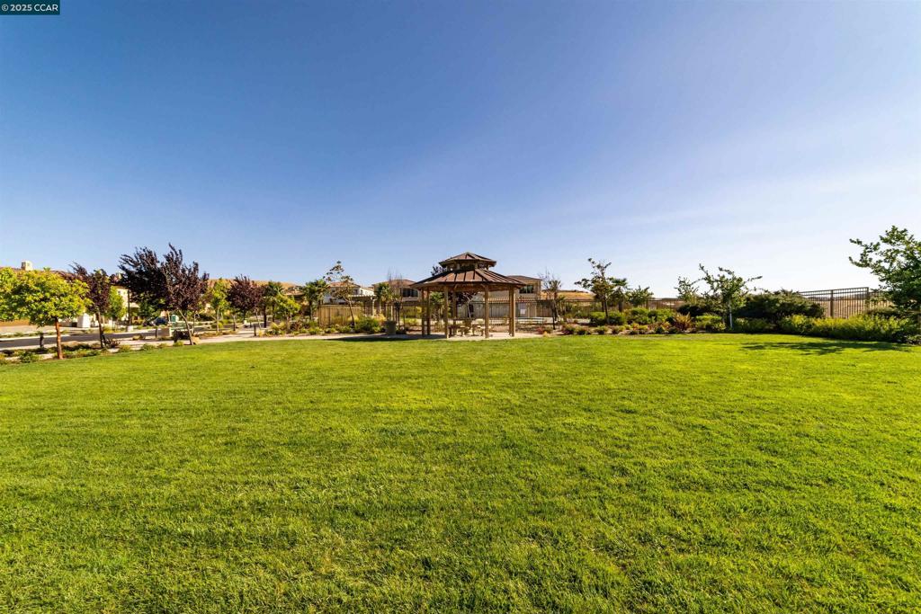 ALAMO CREEK - Residential