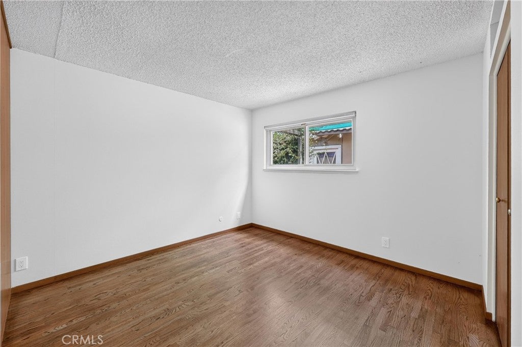 1288 Londonderry Street, Costa Mesa CA 92626 - Photo 36