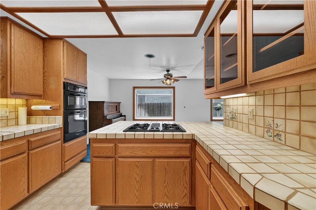 1288 Londonderry Street, Costa Mesa CA 92626 - Photo 24