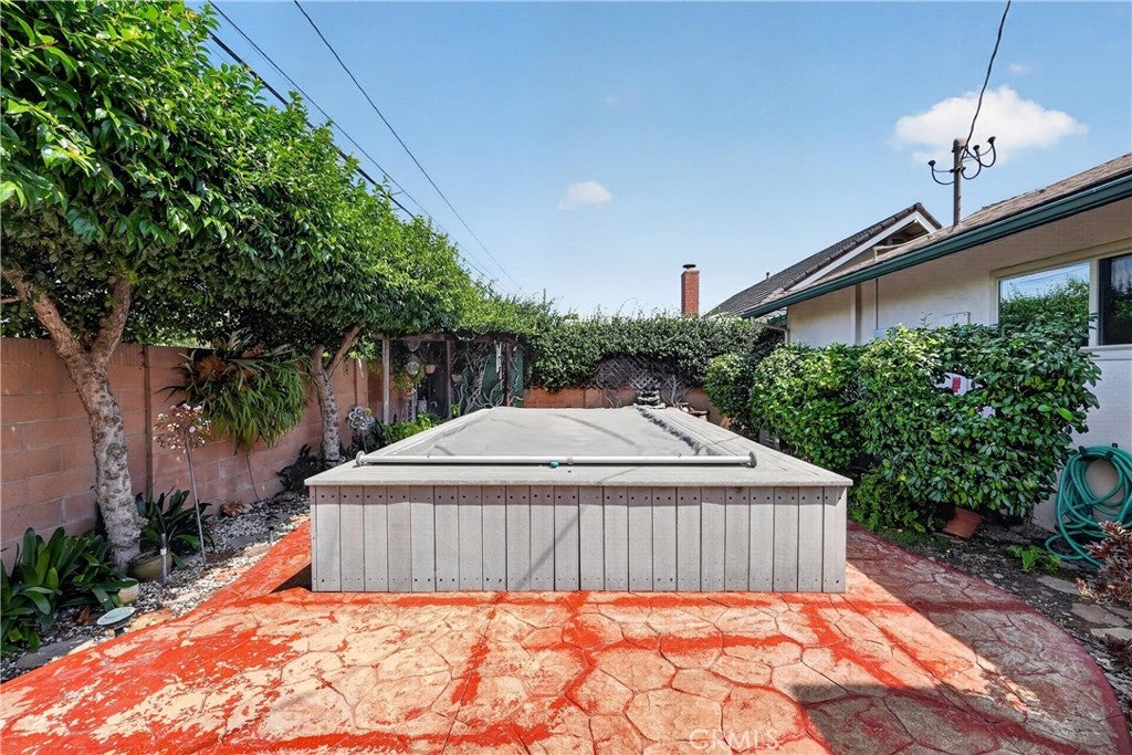 1288 Londonderry Street, Costa Mesa CA 92626 - Photo 49