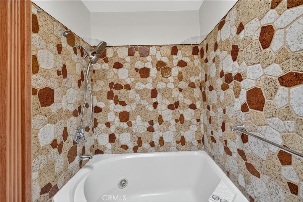 1288 Londonderry Street, Costa Mesa CA 92626 - Photo 43