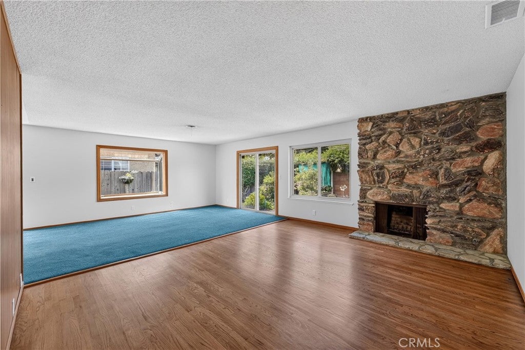 1288 Londonderry Street, Costa Mesa CA 92626 - Photo 10